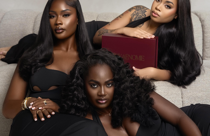 3 elegante en krachtige vrouw tonen hun schoonheid - commerciele fotografie